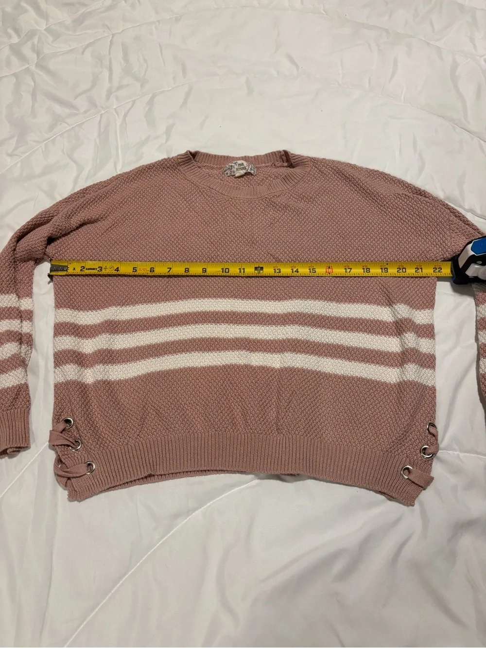 Pink Republic Dusty Rose Crewneck Sweater with White Stripes and silver rings XL